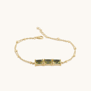 Bracelet in gold-plated sterling silver with kiwi green Diaspore, front view