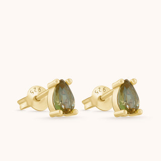 Earring in gold-plated sterling silver with champagne yellow Diaspore, side view