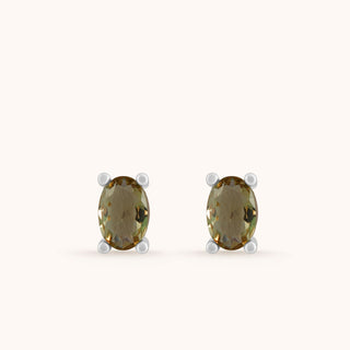 Earring in sterling silver with champagne yellow Diaspore, side view