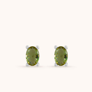 Earring in sterling silver with kiwi green Diaspore, side view