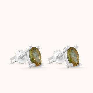 Earring in sterling silver with champagne yellow Diaspore, side view