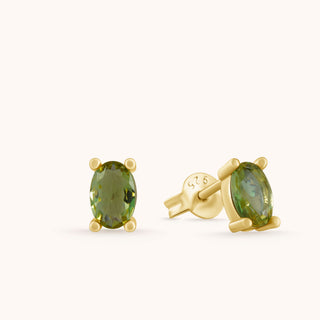 Earring in gold-plated sterling silver with kiwi green Diaspore, close-up detail