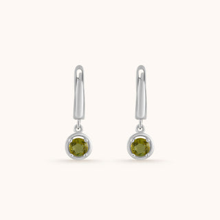 Earring in sterling silver with kiwi green Diaspore, side view