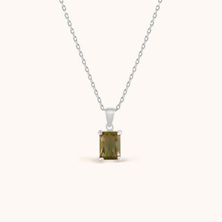 Necklace in sterling silver with champagne yellow Diaspore, front view