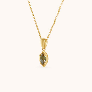 Necklace in gold-plated sterling silver with champagne yellow Diaspore, side view