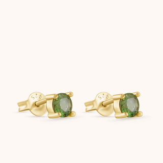 Earring in gold-plated sterling silver with kiwi green Diaspore, side view