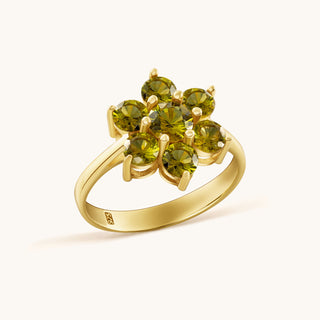 Ring in gold-plated sterling silver with champagne yellow Diaspore, side view