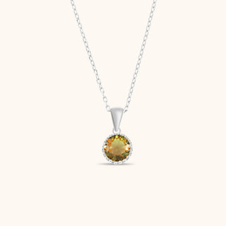 Necklace in sterling silver with champagne yellow Diaspore, front view