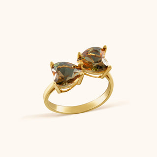 Ring in gold-plated sterling silver with champagne yellow Diaspore, side view