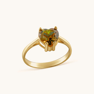 Ring in gold-plated sterling silver with champagne yellow Diaspore, side view