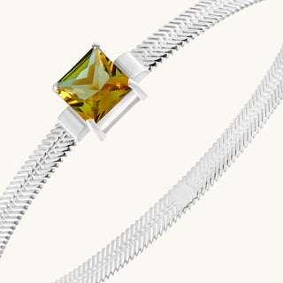 Bangle in sterling silver with champagne yellow Diaspore, close-up detail