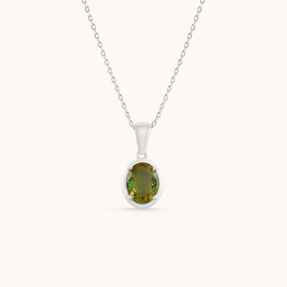 Necklace in sterling silver with kiwi green Diaspore, front view