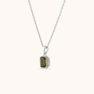Necklace in sterling silver with champagne yellow Diaspore, side view