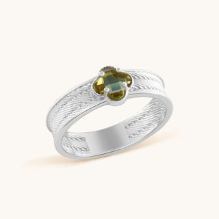 Ring in sterling silver with kiwi green Diaspore, side view
