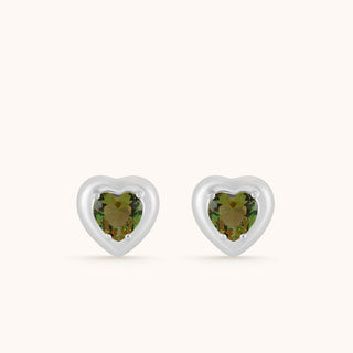 Earring in sterling silver with kiwi green Diaspore, side view