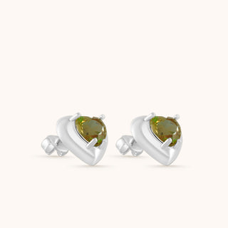Earring in sterling silver with kiwi green Diaspore, side view