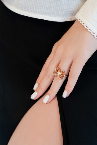 Amora Sparkling Garnet Bow Ring