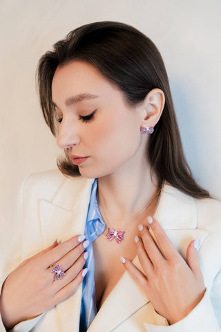 Amora Sparkling Ruby Bow Necklace