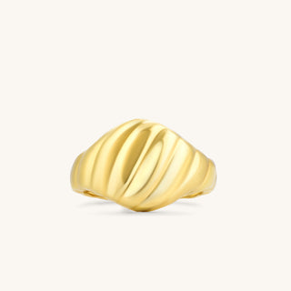 Croissant Ring