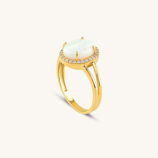 Luminosa Glowing Moonstone Ring