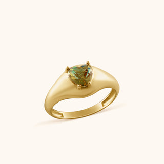 Ring in gold-plated sterling silver with champagne yellow Diaspore, side view