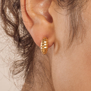 Croissant Gold Earrings -  Earrings - Womuse | Fine Jewelry